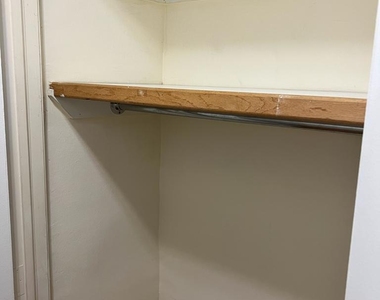 238 East 36th Street - Photo Thumbnail 5