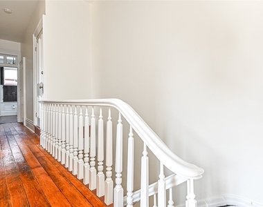 617 Avery St - Photo Thumbnail 15