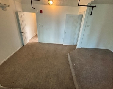 3917 Perrysville Ave Unit 4 - Photo Thumbnail 17