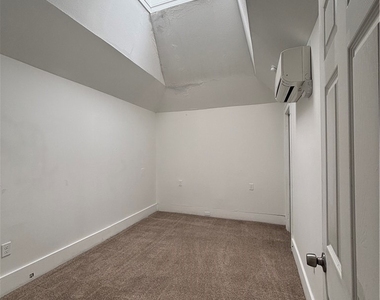 3917 Perrysville Ave Unit 4 - Photo Thumbnail 12