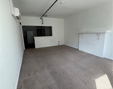 3917 Perrysville Ave Unit 4 - Photo Thumbnail 6