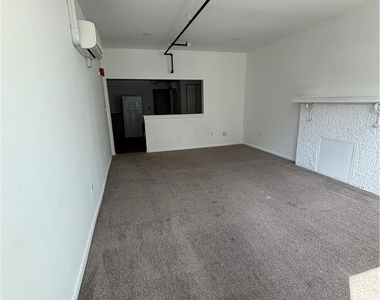 3917 Perrysville Ave Unit 4 - Photo Thumbnail 7