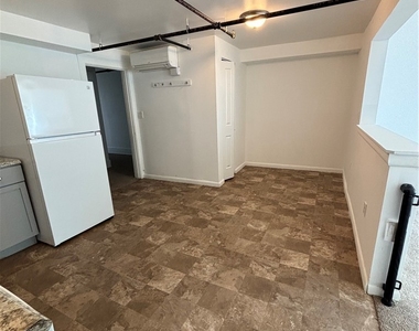3917 Perrysville Ave Unit 4 - Photo Thumbnail 2