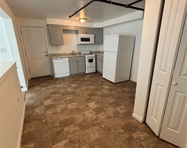 3917 Perrysville Ave Unit 4 - Photo Thumbnail 1