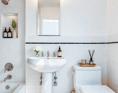 235 East 83rd Street - Photo Thumbnail 2