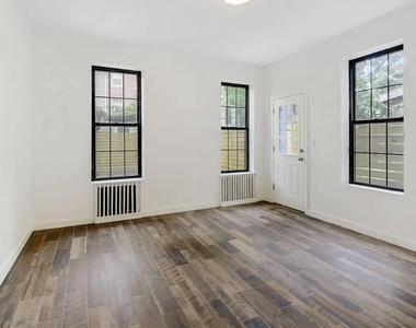 30 Cooper Street - Photo Thumbnail 3