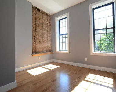 992 Broadway - Photo Thumbnail 6