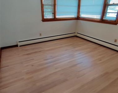3112 Belmont Avenue - Photo Thumbnail 11