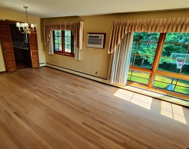 3112 Belmont Avenue - Photo Thumbnail 2