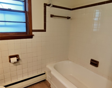 3112 Belmont Avenue - Photo Thumbnail 13