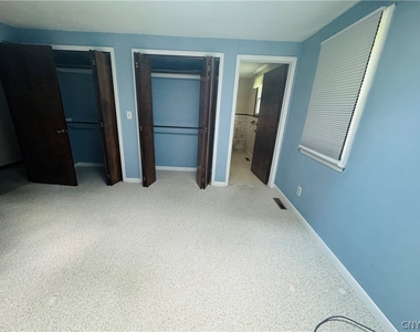 5336 Caughdenoy Road - Photo Thumbnail 6