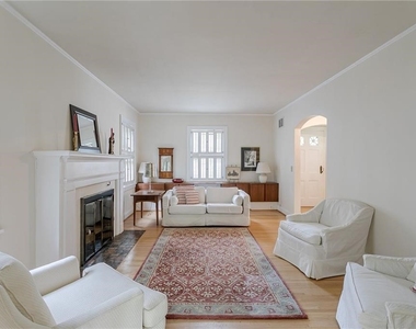 15 Eastview - Photo Thumbnail 6