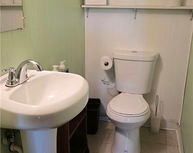 36 Jamaica Lane - Photo Thumbnail 13