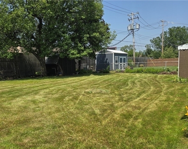 36 Jamaica Lane - Photo Thumbnail 18