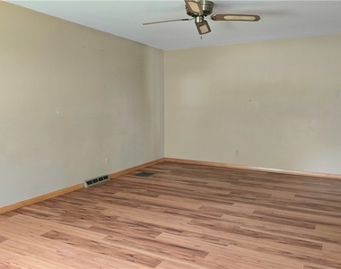 36 Jamaica Lane - Photo Thumbnail 2