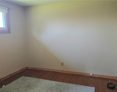 36 Jamaica Lane - Photo Thumbnail 9