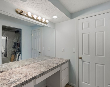 5411 Village Station Circle - Photo Thumbnail 26