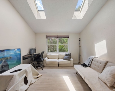 5411 Village Station Circle - Photo Thumbnail 16