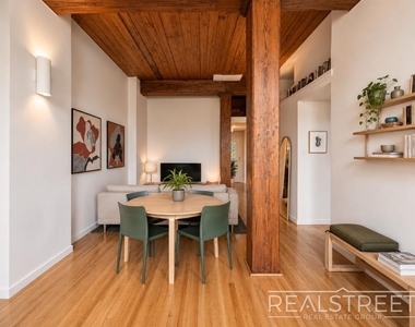 93 Underhill Avenue - Photo Thumbnail 2