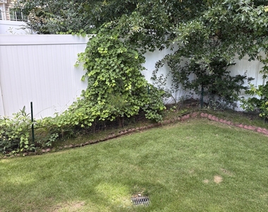 403 St Dunstans Court - Photo Thumbnail 31