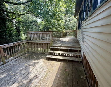 107 Stanley Terrace - Photo Thumbnail 33
