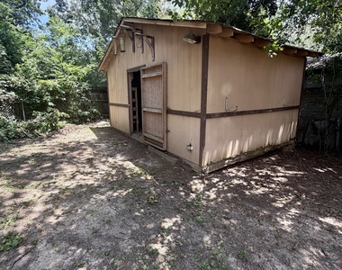 107 Stanley Terrace - Photo Thumbnail 44