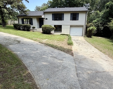 107 Stanley Terrace - Photo Thumbnail 2
