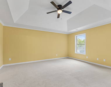 1110 Pepper Lane - Photo Thumbnail 12