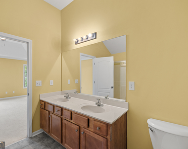 1110 Pepper Lane - Photo Thumbnail 14