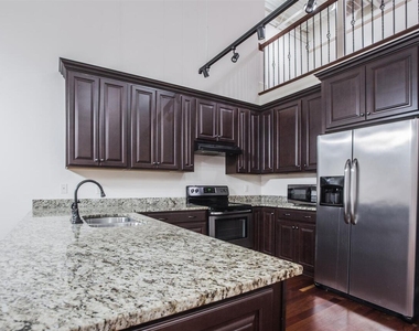 315 North Main Street - Photo Thumbnail 3