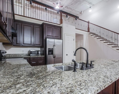 315 North Main Street - Photo Thumbnail 5
