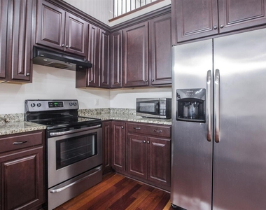 315 North Main Street - Photo Thumbnail 4