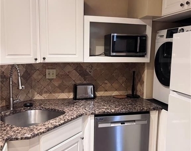 198 Ponce De Leon Avenue Ne - Photo Thumbnail 14