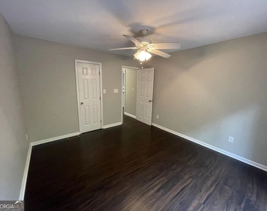 1437 Shiloh Way Nw - Photo Thumbnail 10
