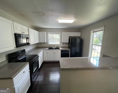 1437 Shiloh Way Nw - Photo Thumbnail 4