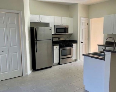 1983 Sand Dollar Court Sw - Photo Thumbnail 9