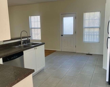 1983 Sand Dollar Court Sw - Photo Thumbnail 10