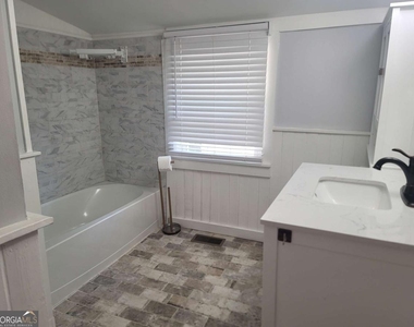 5246 W Mountain Street - Photo Thumbnail 11