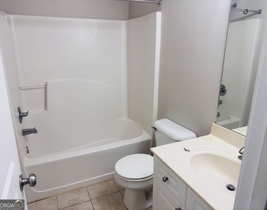 490 Barnett Shoals Road - Photo Thumbnail 11