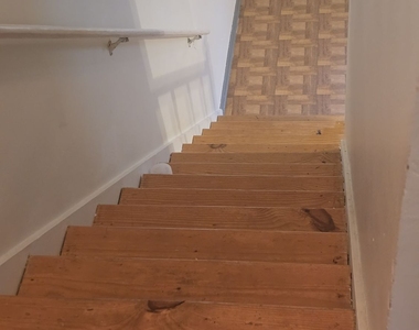 2230 Kings Gate Circle Sw - Photo Thumbnail 6
