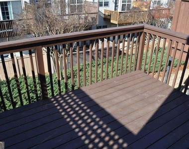 1021 Thornborough Drive - Photo Thumbnail 30