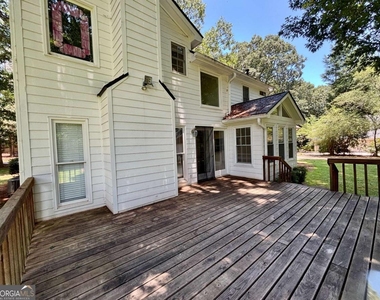 4160 Creekwood Drive - Photo Thumbnail 35