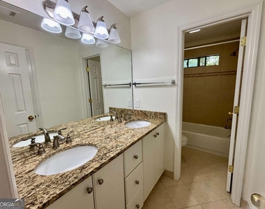 4160 Creekwood Drive - Photo Thumbnail 19