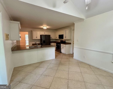 4160 Creekwood Drive - Photo Thumbnail 7