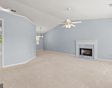 2510 Ft Daniels Drive - Photo Thumbnail 3