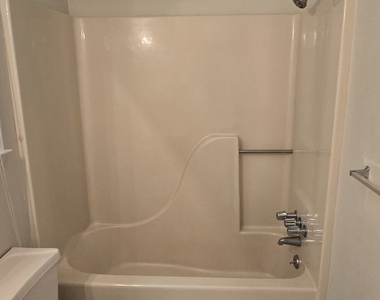 132 Johnson Drive - Photo Thumbnail 38