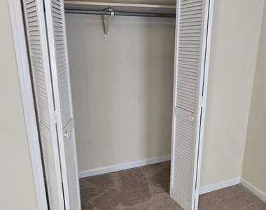 132 Johnson Drive - Photo Thumbnail 36