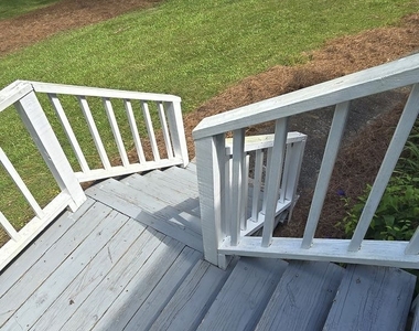 132 Johnson Drive - Photo Thumbnail 9
