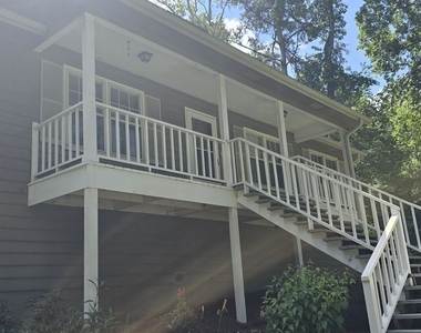 132 Johnson Drive - Photo Thumbnail 7