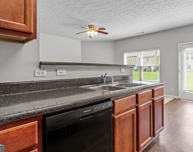 45 Providence Oak Court - Photo Thumbnail 5
